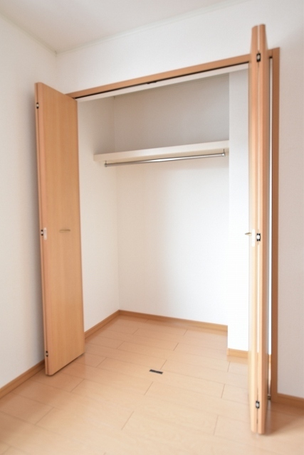 リュミエール学校町 203 収納