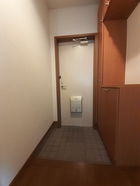 ラフィネ　Ａ 101 玄関