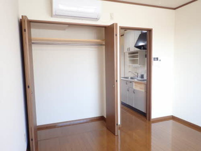 ベルテ米山 201 収納