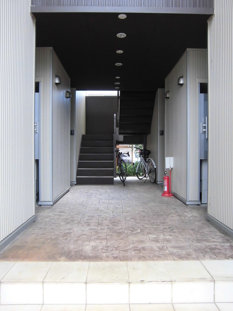 楽家 103 玄関