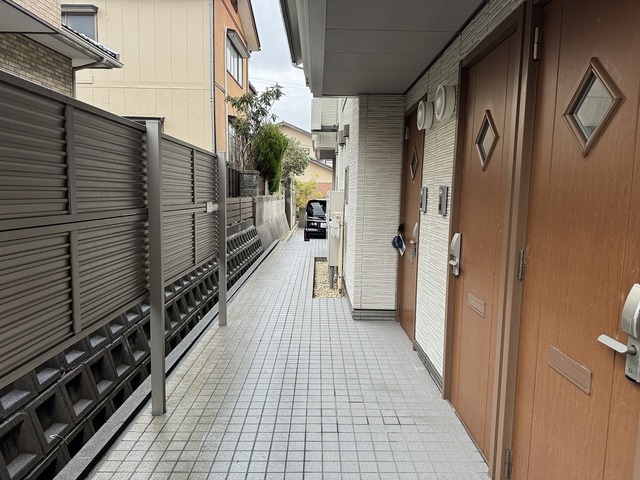 カプリレモン 102 玄関