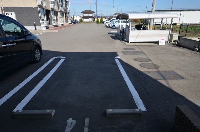 センチュリーⅡ 201 駐車場