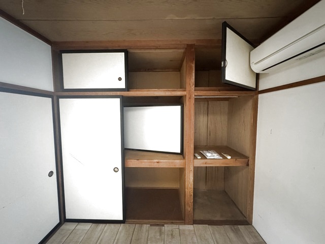三和荘　A棟 110 収納