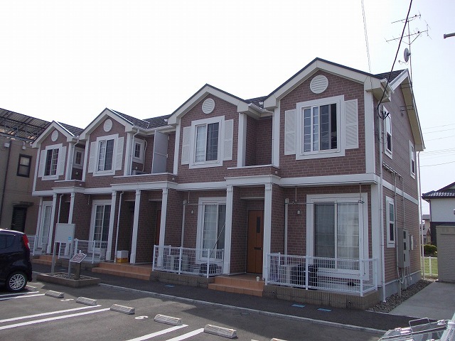 サランチェ 102 外観