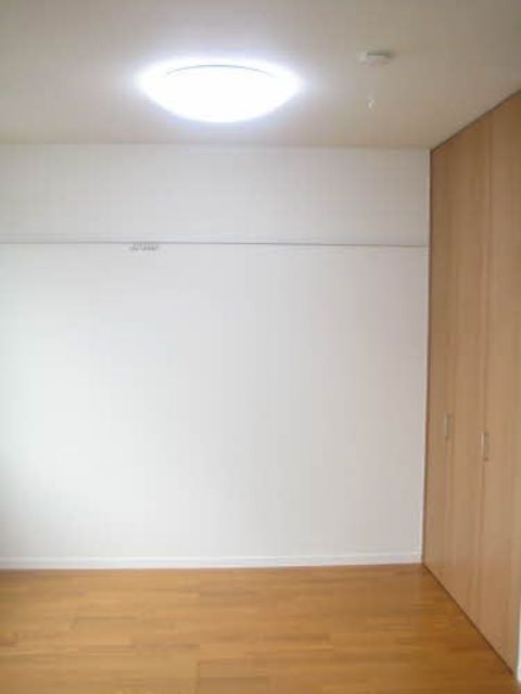 ＥＣＲＡＴＹＺ 202 リビング
