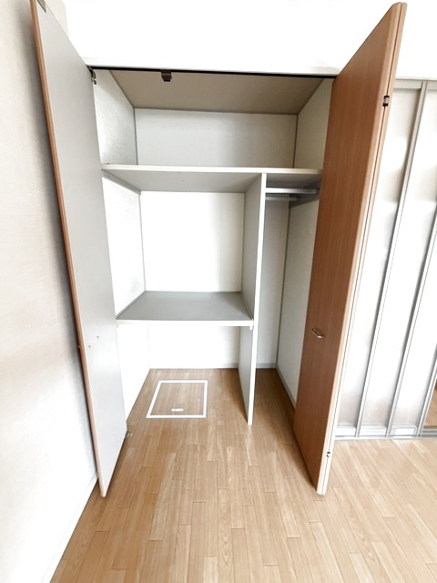 シャルマン城東　Ⅰ 102 収納