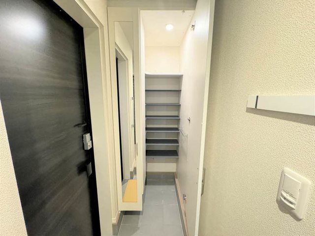 シャーメゾン関屋 101 玄関