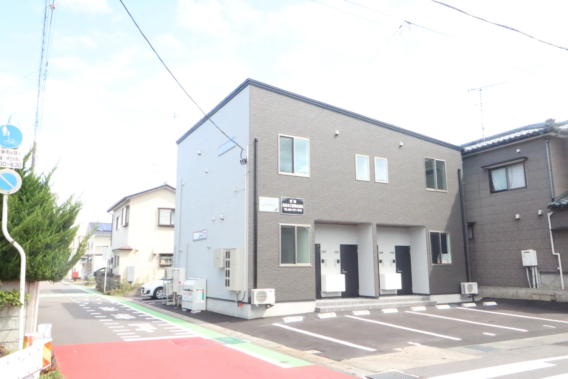 ペオーニア 102 外観