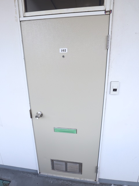 サザンコーポラス　Ⅰ 205 玄関