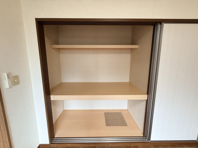 フレグランス茜 101 収納