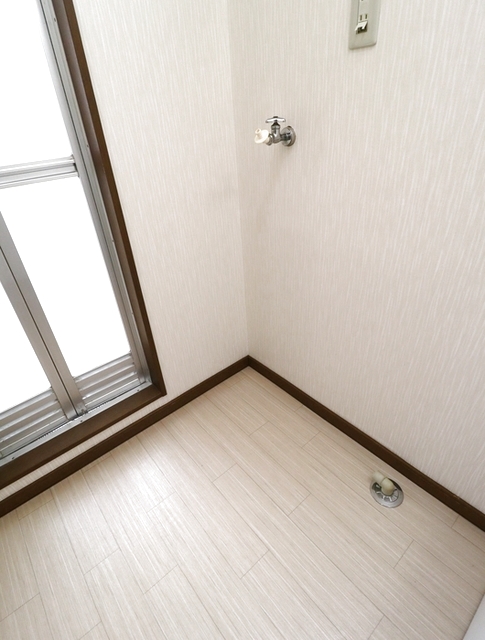 ハイツ臨港　Ⅲ 208 その他