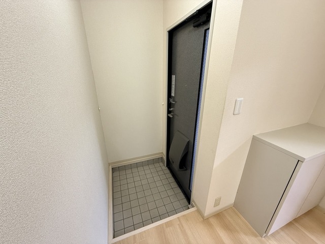 パークタウン茜 B 101 玄関