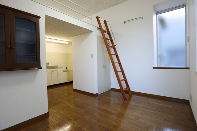 ラフェーリア西園 203 リビング