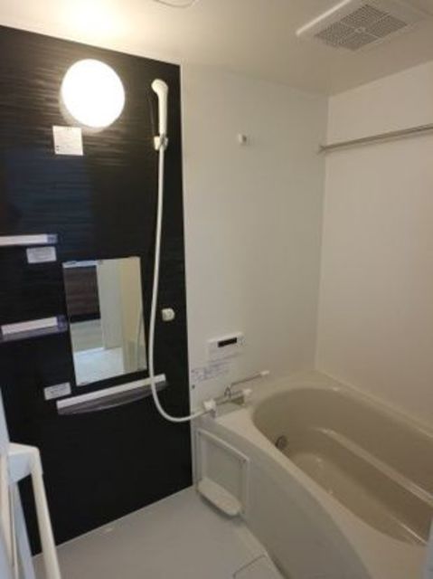 プチリリオ西が丘 202 浴室