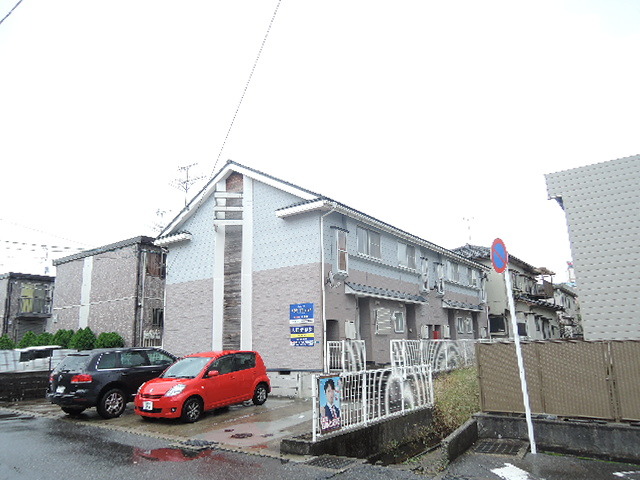 ふぁみーゆ紫竹山 A-2 駐車場