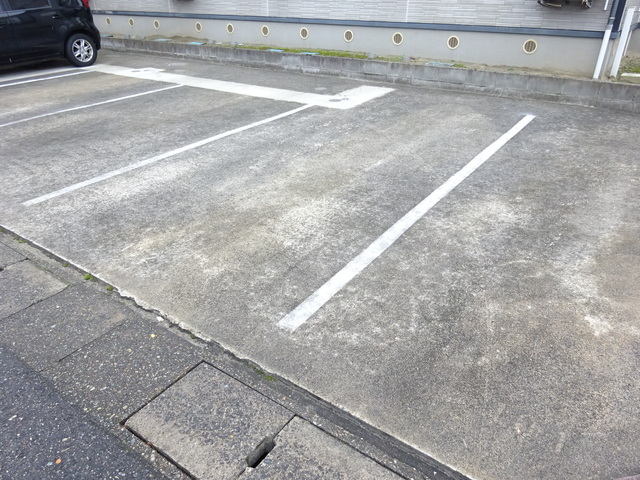 夢ハイツ 103 駐車場
