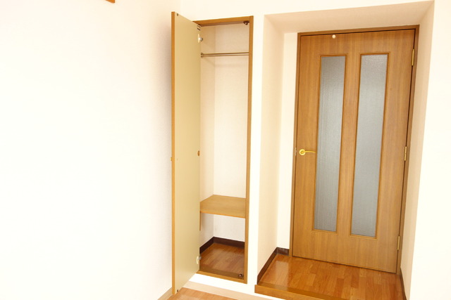Lily-be関屋恵町 A303 収納