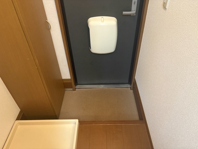 サンシャインＢ 108 玄関