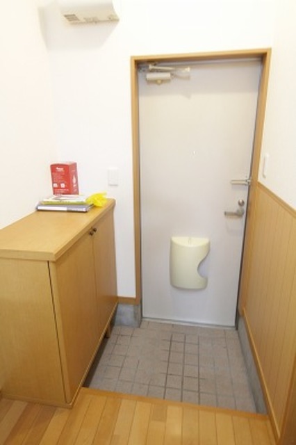 Ｙ’ｓ　ｒｏｏｍ 102 玄関