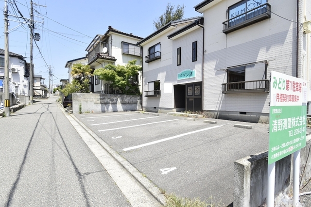 メゾン渚 3 駐車場