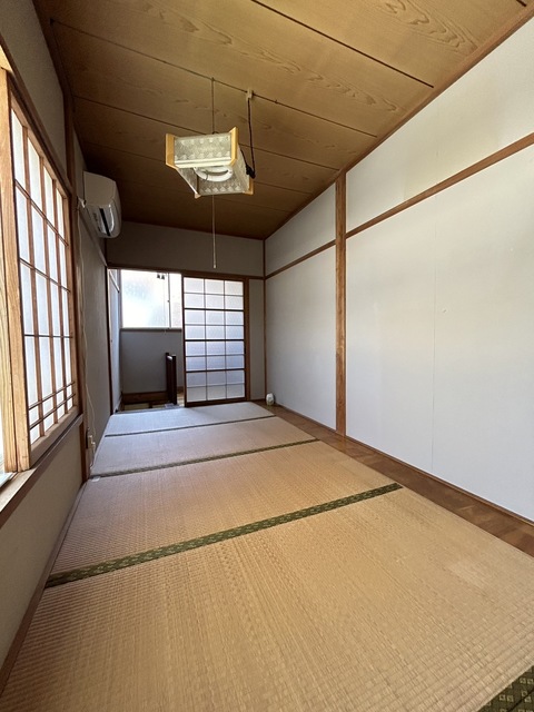 仲町２丁目貸家 0 リビング