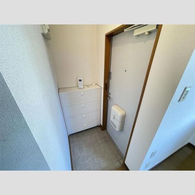 パピュラ 201 玄関