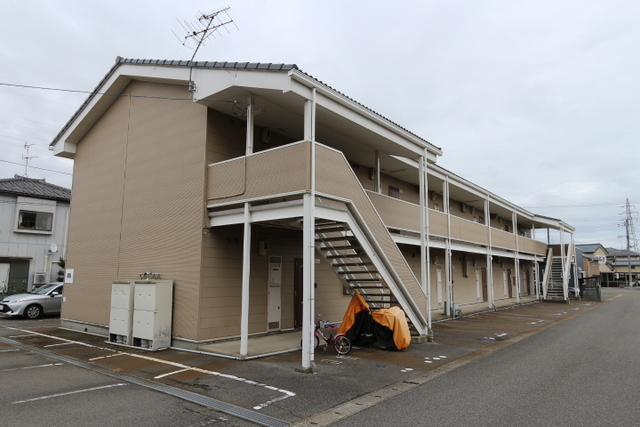 エルディム車場