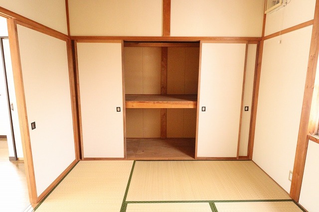 コーポサンステート2号棟 2-1 収納