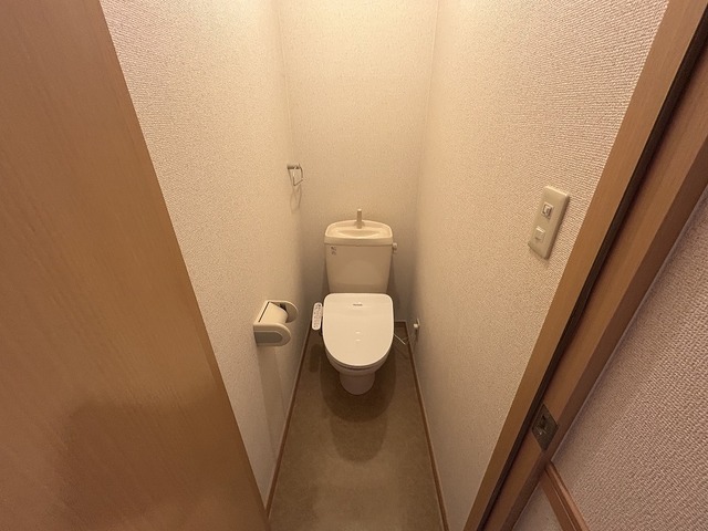 ピュアみやび1番館 201 トイレ