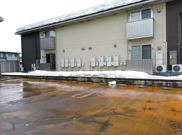T.ハイツ豊田町 205 駐車場