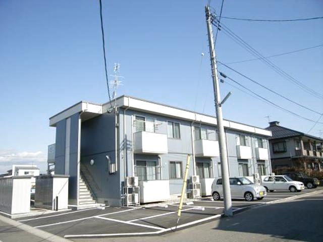 コートサンエー 101 駐車場