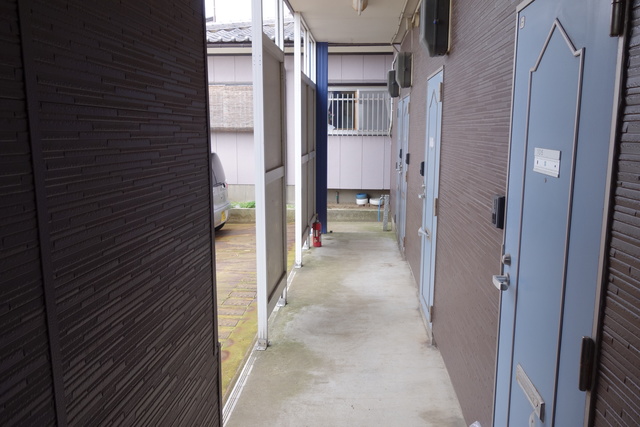 アメニティ城北 105 玄関