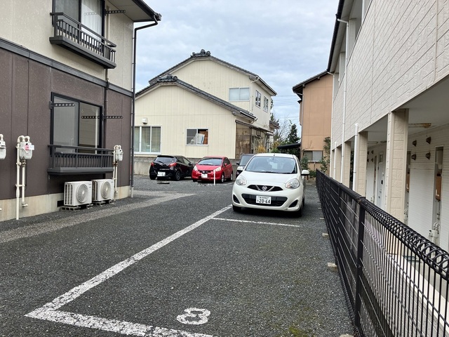 アーバンハイツ　Ⅱ 203 駐車場