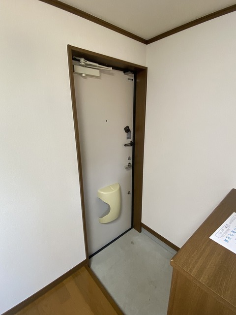 ラフレシア 202 玄関