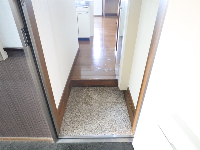大志館Ⅱ 105 玄関