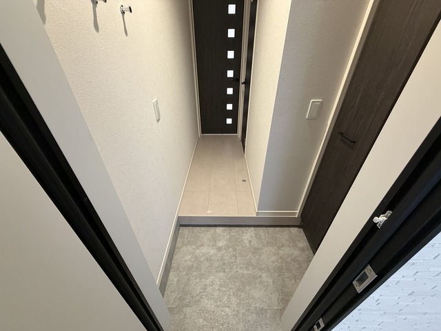 ラフィネ東大畑通 203 玄関