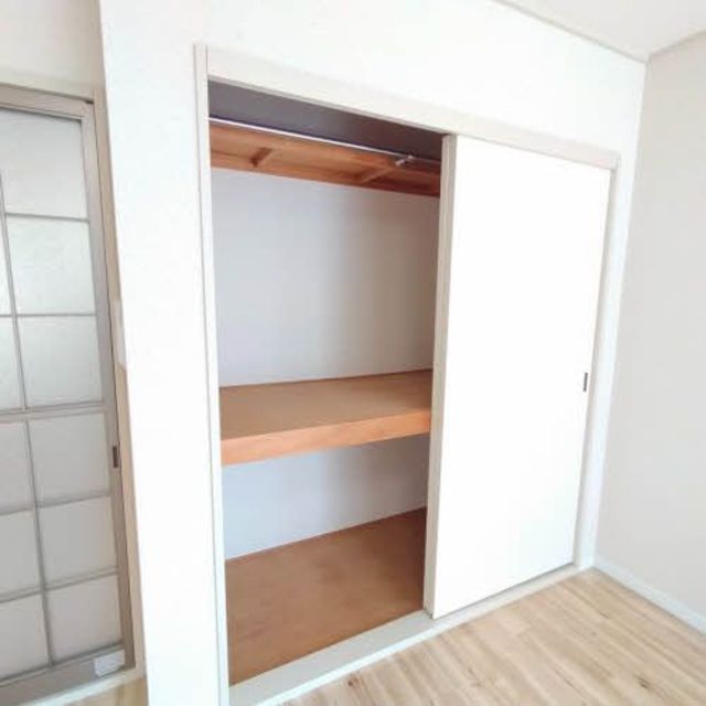 リバティハイツⅠ 101 収納