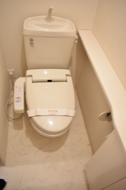 ハイツ９４３　B 106 トイレ