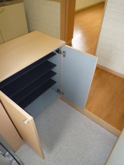 クエストＵ 208 玄関