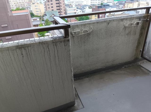 日興パレス長岡 902 バルコニー