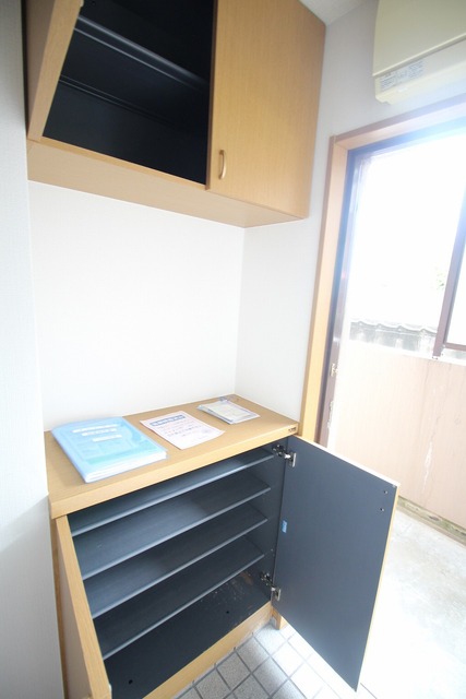 プレム寺山 105 玄関
