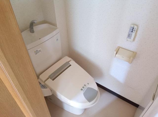 コンフォータブルハウス 102 トイレ