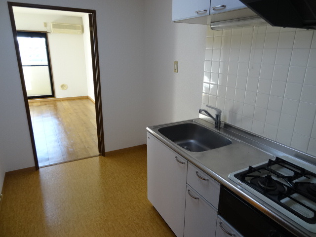 リアライズ西湊町通 703 キッチン