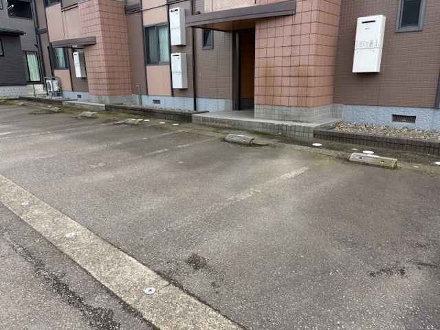 チェスナット　ヒル　B 201 駐車場