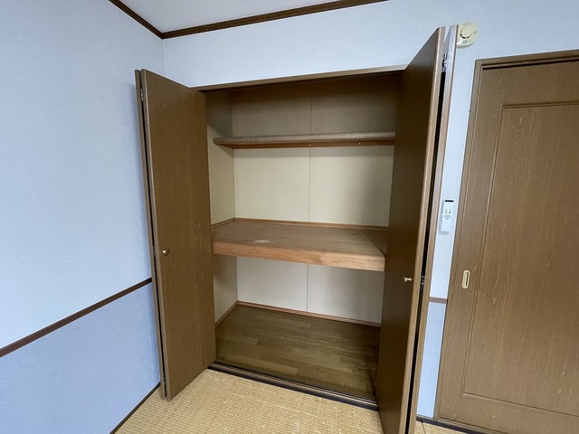 ラ・ファイエ 105 収納
