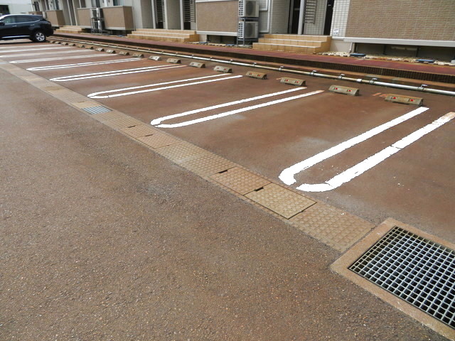 リッシュ宮内　Ⅱ 102 駐車場