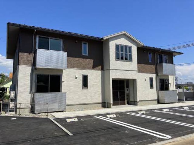 ランペドゥーサ燕 103 外観