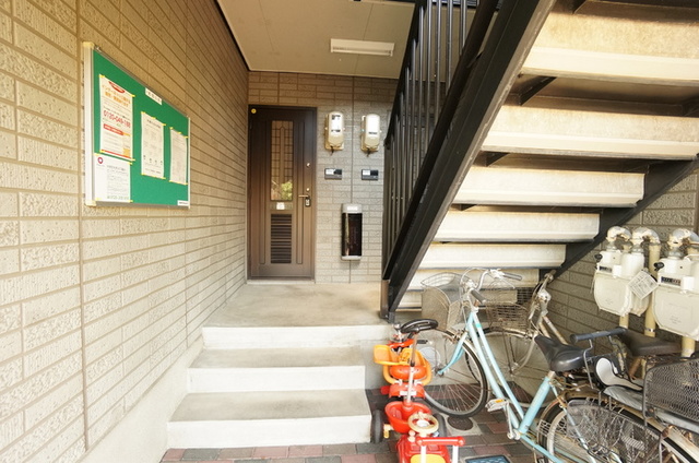 セジュール古津 105 玄関