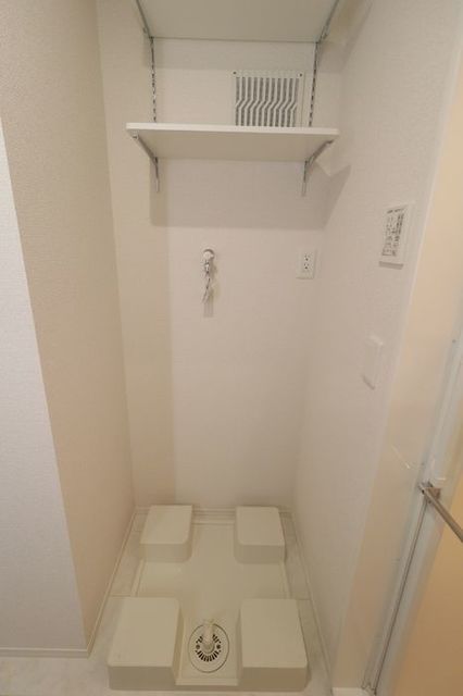 D-ROOM福住 A棟 301 洗面所