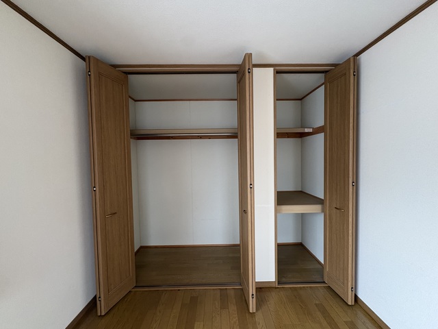 木崎戸建 0 収納